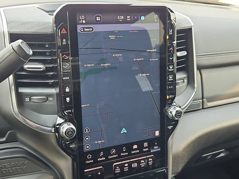 New 2026 RAM 3500 Laramie AWD/4WD image 23