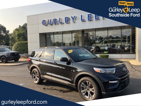 Used 2023 Ford Explorer XLT w/ XLT Sport Appearance Package AWD/4WD image 1