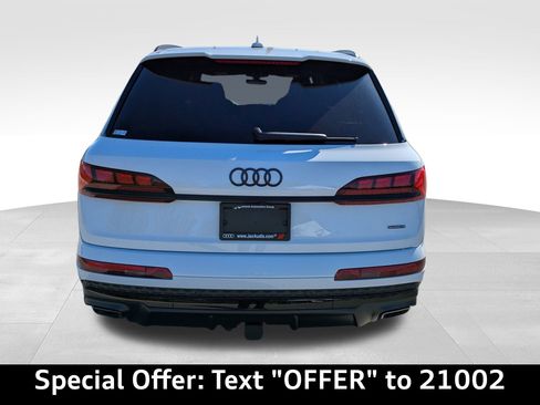 New 2026 Audi Q7 3.0T Prestige image 3