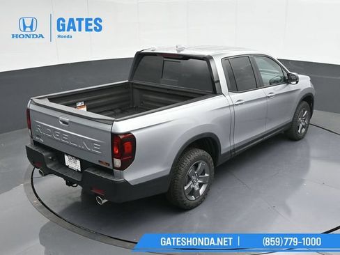 Used 2025 Honda Ridgeline TrailSport image 52