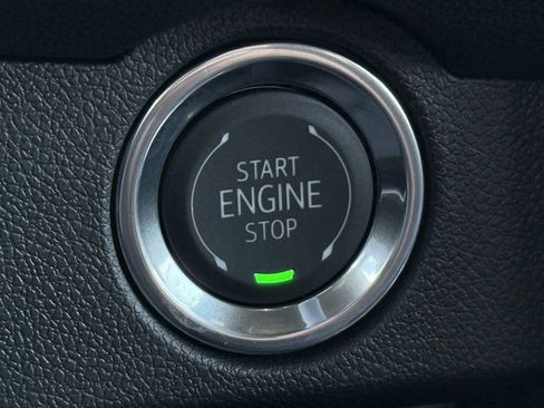 New 2026 Chevrolet Traverse LT w/ Driver Confidence Package FWD image 19