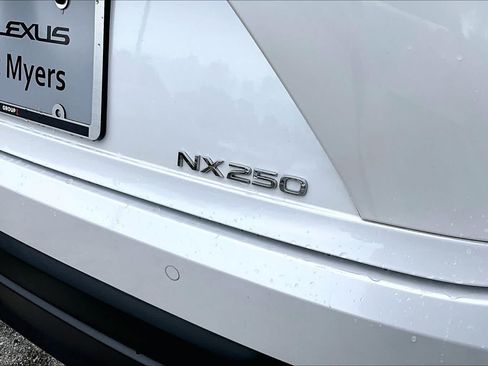 Used 2024 Lexus NX 250 FWD image 30