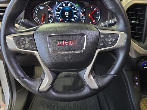 Used 2017 GMC Acadia Denali w/ Technology Package image 25