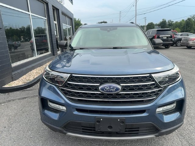 Used 2020 Ford Explorer XLT w/ Equipment Group 202A AWD/4WD image 7