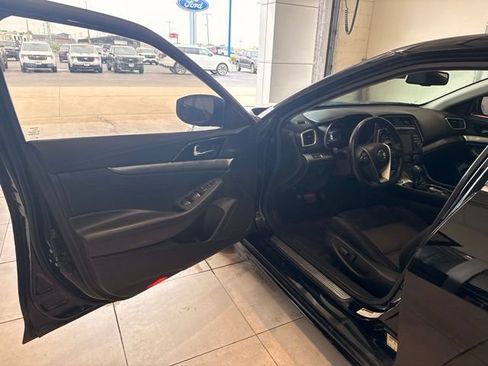 Used 2020 Nissan Maxima 3.5 S w/ Floor Mat Group FWD image 6