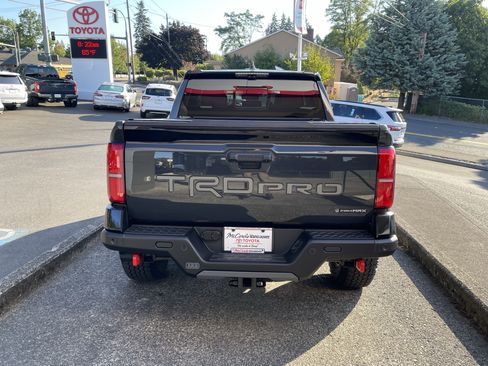 Certified 2025 Toyota Tacoma TRD Pro AWD/4WD image 5