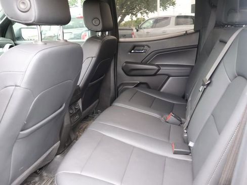 Used 2024 Chevrolet Colorado LT w/ LT Convenience Package III AWD/4WD image 13