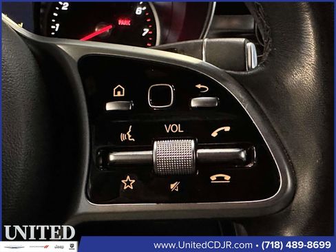 Used 2022 Mercedes-Benz GLC 300 4MATIC image 23