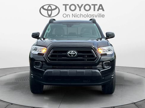 Used 2023 Toyota Tacoma SR AWD/4WD image 9