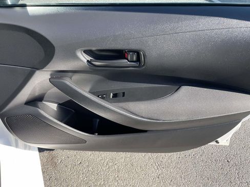 Used 2022 Toyota Corolla LE image 43
