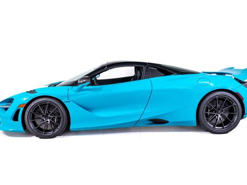 New 2027 McLaren 750S Spider RWD image 3