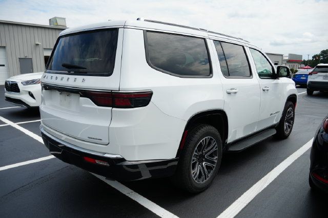Used 2024 Jeep Wagoneer Series II w/ Flexible Seating Group RWD image 13