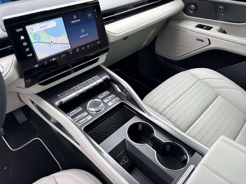 New 2026 Lincoln Nautilus Reserve AWD/4WD image 25
