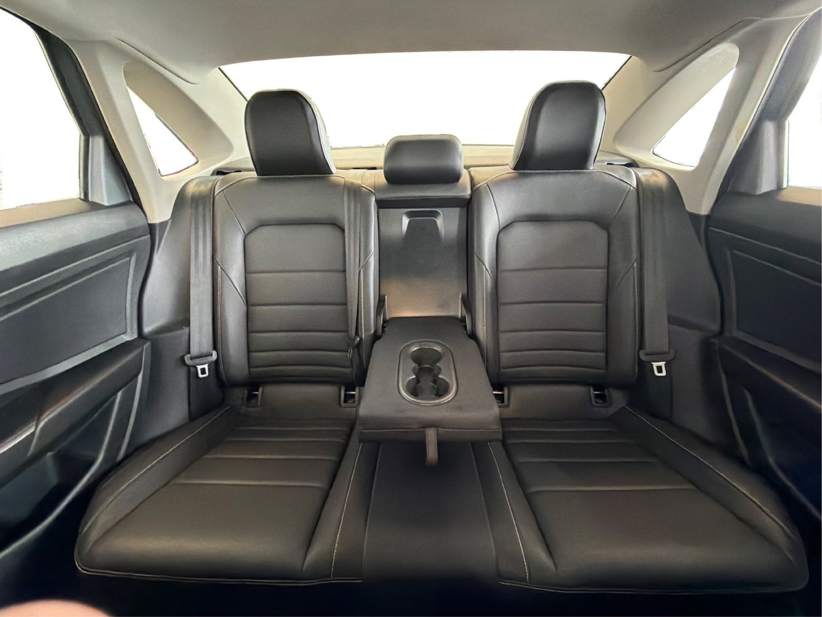 Used 2024 Volkswagen Jetta SE FWD image 15