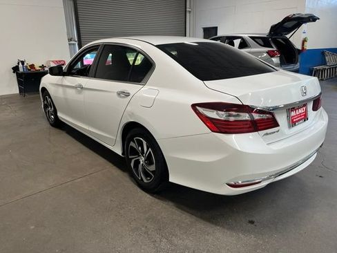 Used 2016 Honda Accord LX image 5