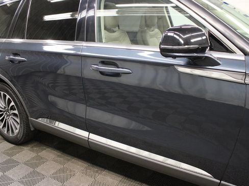 Used 2022 Lincoln Aviator Reserve w/ Equipment Group 201A AWD/4WD image 40