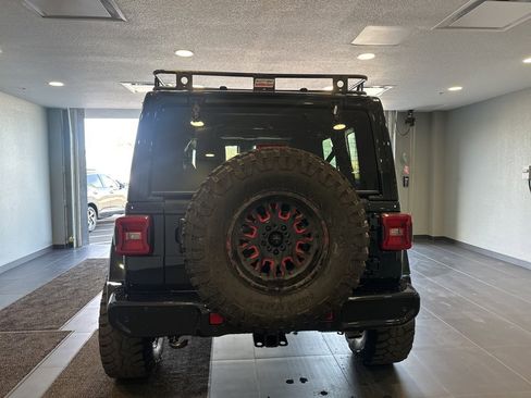 Used 2021 Jeep Wrangler Unlimited Sahara image 5