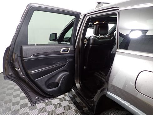 Used 2014 Jeep Grand Cherokee Limited w/ Trailer Tow Group IV AWD/4WD image 34