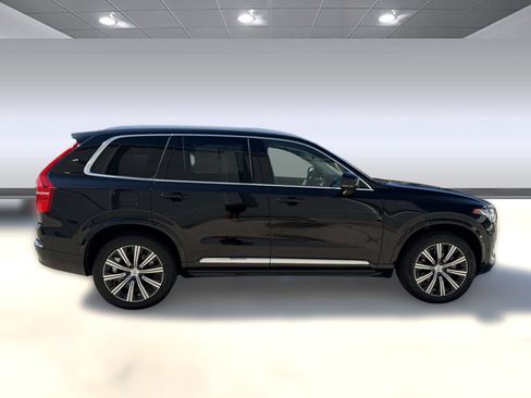 Certified 2023 Volvo XC90 B6 Plus AWD/4WD image 8