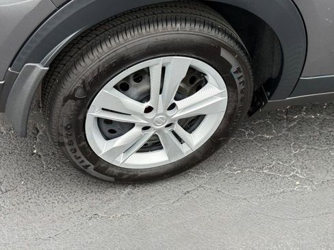 Used 2024 Nissan Kicks S FWD image 9