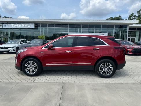 Used 2023 Cadillac XT5 Premium Luxury FWD image 2