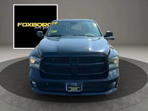 Used 2014 RAM 1500 Express w/ Black Ram 1500 Express Group AWD/4WD image 2