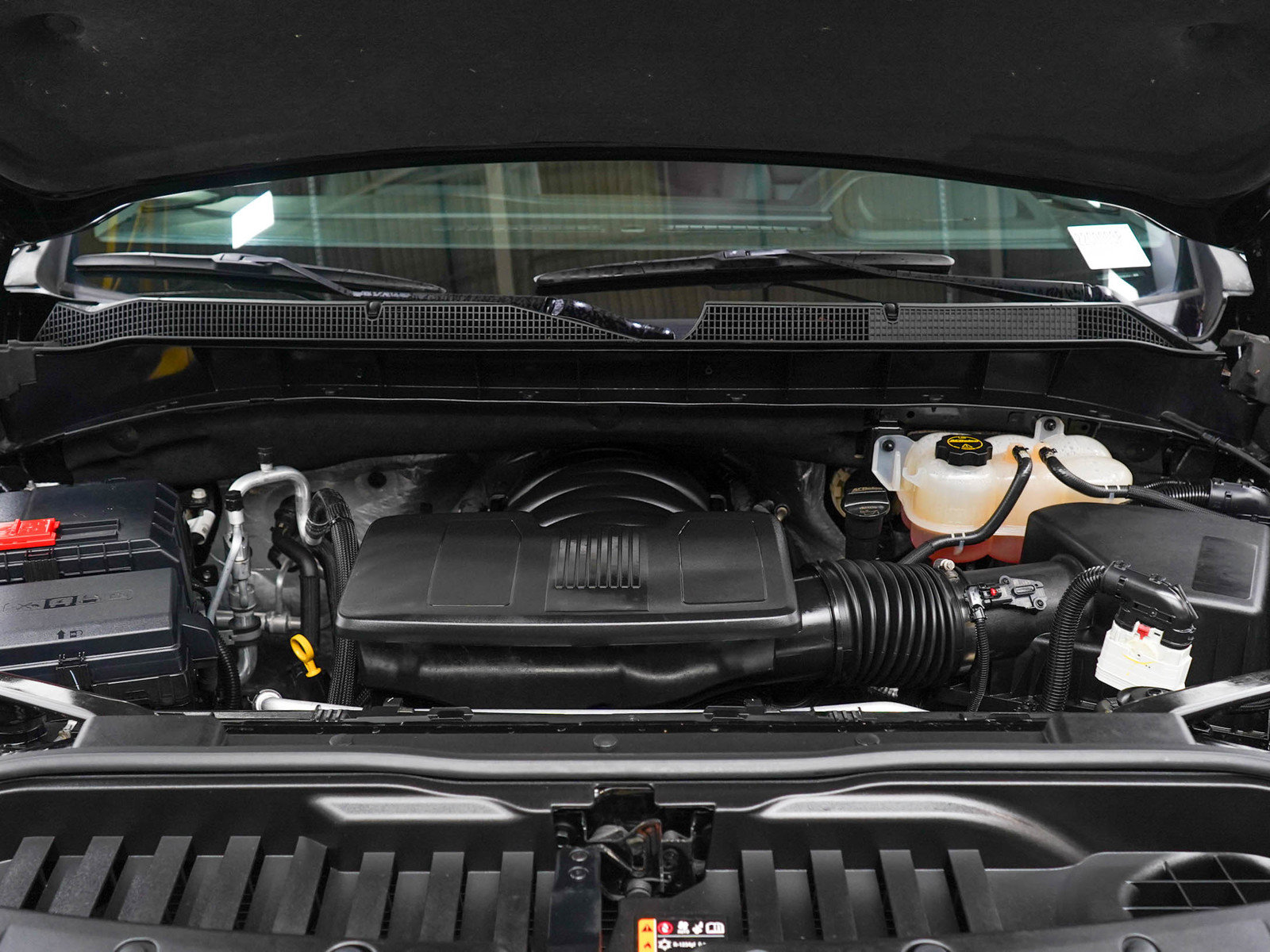 Used 2024 Chevrolet Silverado 1500 RST w/ Rally Edition AWD/4WD image 30