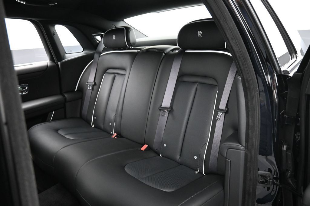 Used 2026 Rolls-Royce Ghost AWD/4WD image 25