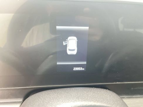 Certified 2025 Kia Sportage X-Line w/ Premium Package AWD/4WD image 15
