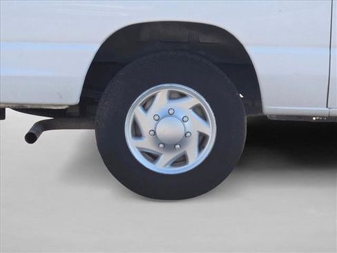 Used 2009 Ford E-150 and Econoline 150 image 20