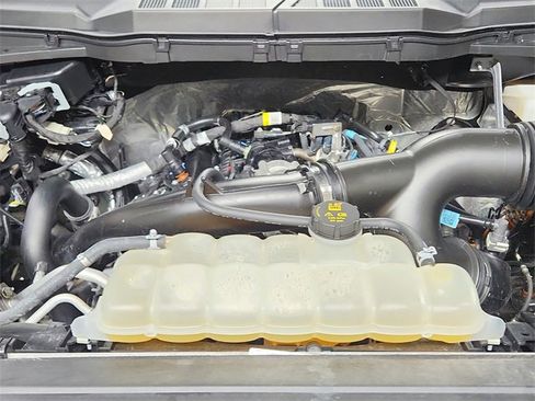 Used 2023 Ford F150 Lariat w/ Equipment Group 502A High image 17