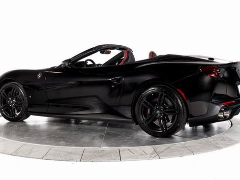 Certified 2020 Ferrari Portofino image 7