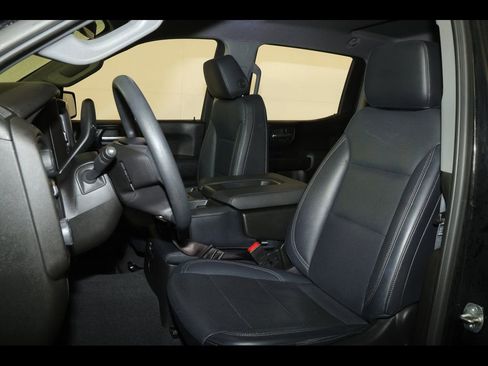 Used 2023 Chevrolet Silverado 1500 Custom w/ 2.7L Blackout Package AWD/4WD image 21
