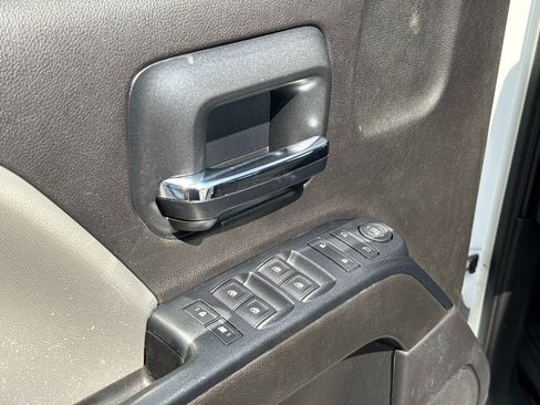 Used 2016 GMC Sierra 2500 4x4 Crew Cab w/ Sierra Convenience Package image 17