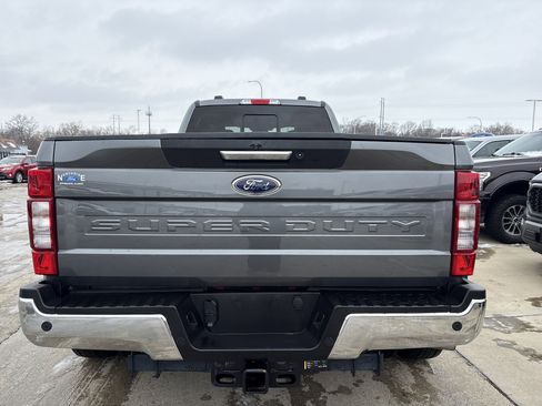Used 2022 Ford F350 Lariat w/ Lariat Value Package image 4