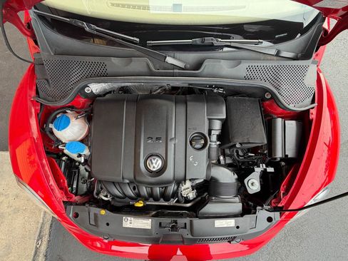 Used 2014 Volkswagen Beetle 2.5 FWD image 27