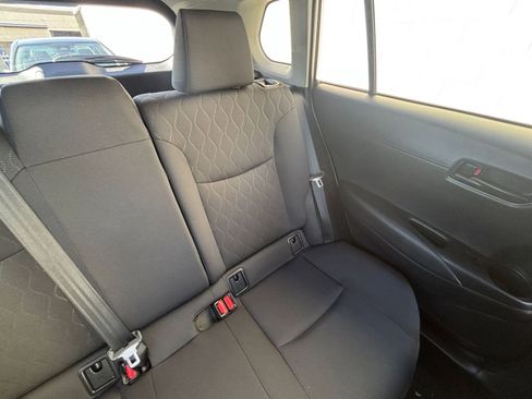 Used 2025 Toyota Corolla Cross LE image 37