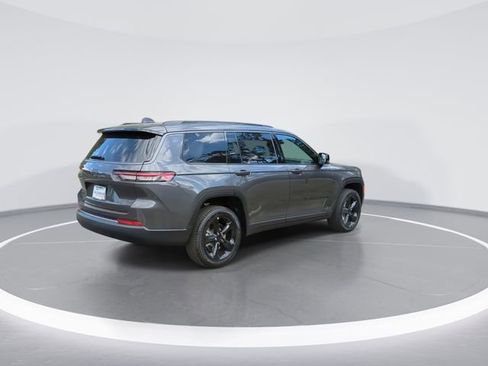 New 2026 Jeep Grand Cherokee L Limited AWD/4WD image 8