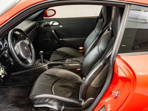 Used 2006 Porsche 911 Carrera S RWD image 5