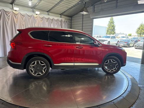Used 2022 Hyundai Santa Fe Limited FWD image 4