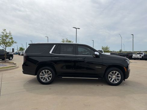 Used 2025 Chevrolet Tahoe Premier image 6