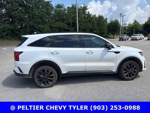 Used 2023 Kia Sorento SX AWD/4WD image 8