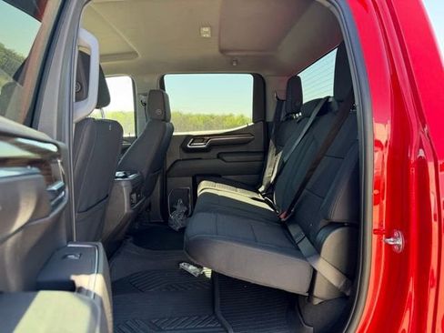 Used 2024 Chevrolet Silverado 1500 LT Trail Boss image 12