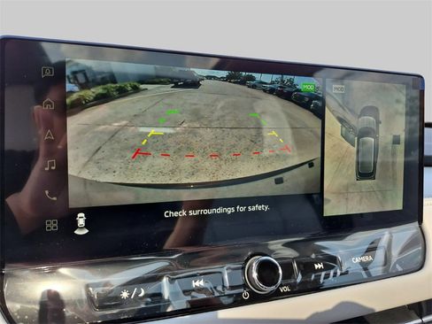 New 2025 Mitsubishi Outlander SEL image 18