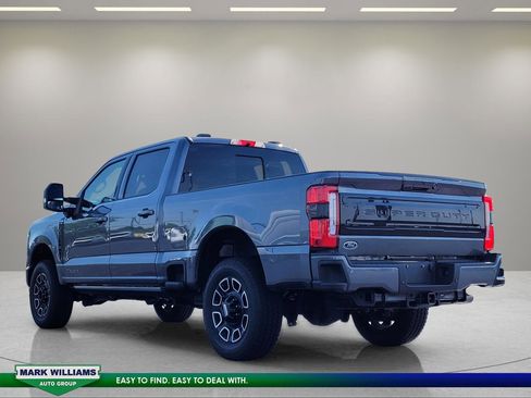 Used 2026 Ford F250 Platinum AWD/4WD image 6