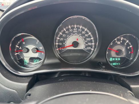 Used 2013 Chrysler 200 Touring w/ Cold Weather Group image 11