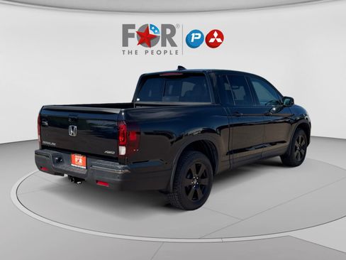 Used 2017 Honda Ridgeline Black Edition image 5
