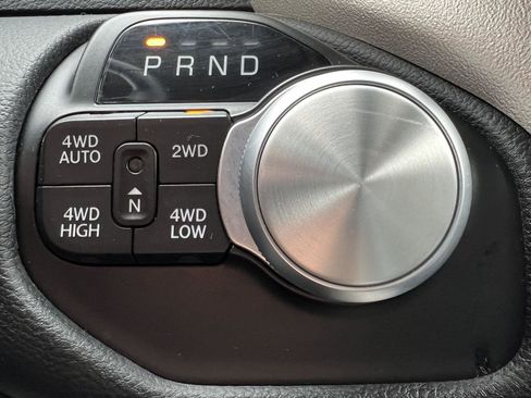 Used 2020 RAM 1500 Laramie AWD/4WD image 34