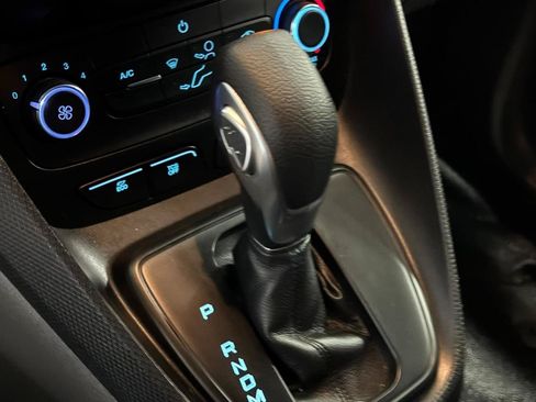 Used 2019 Ford Transit Connect XL FWD image 12