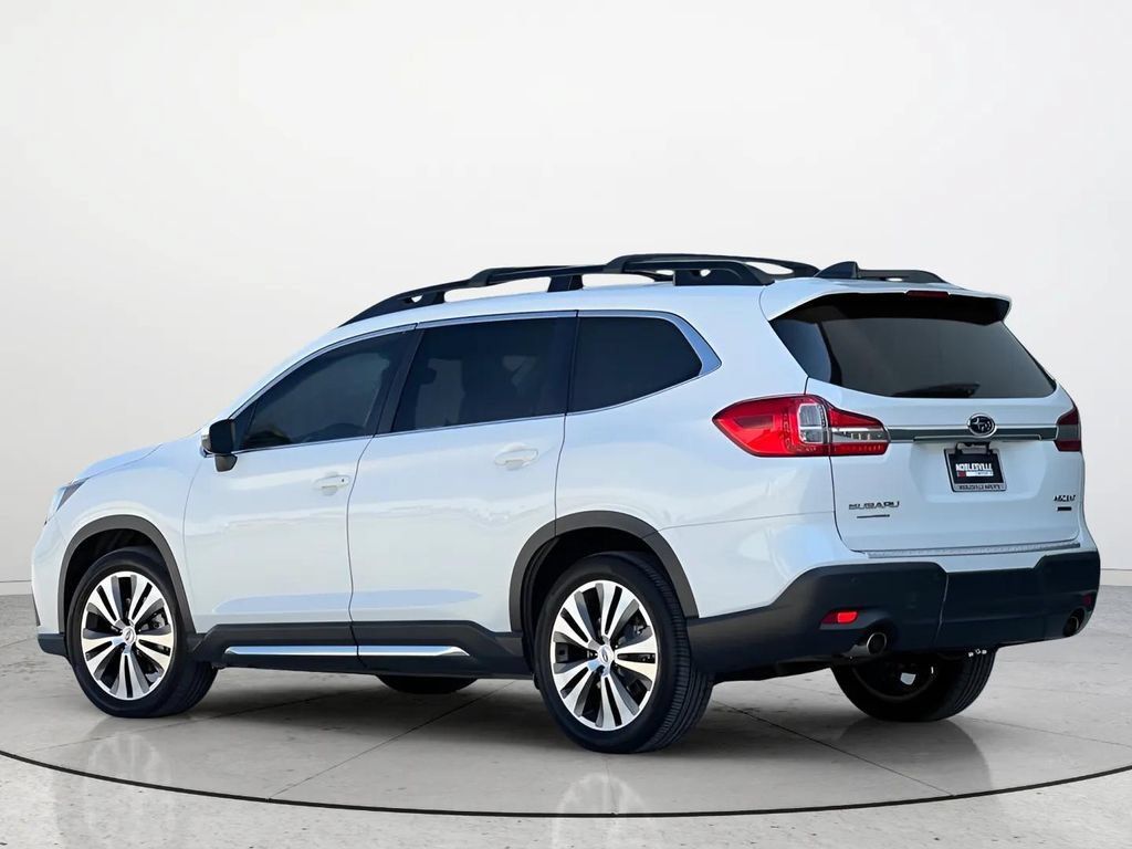 Used 2019 Subaru Ascent Limited AWD/4WD image 3